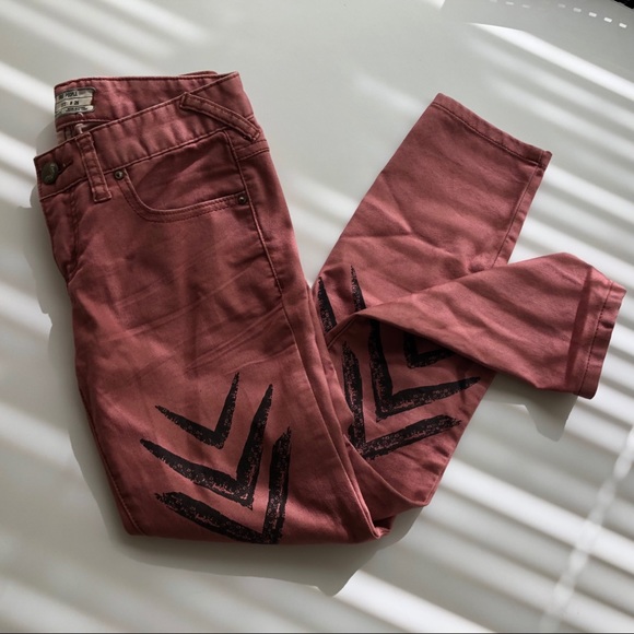 Free People Dotted Arrow Ikat Chevron Blush Pants - Picture 8 of 8